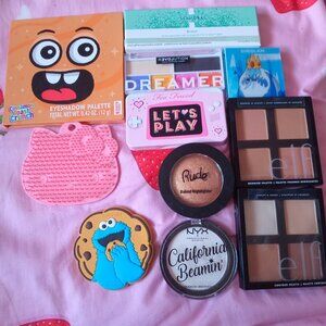 Makeup Lot (Assorted)